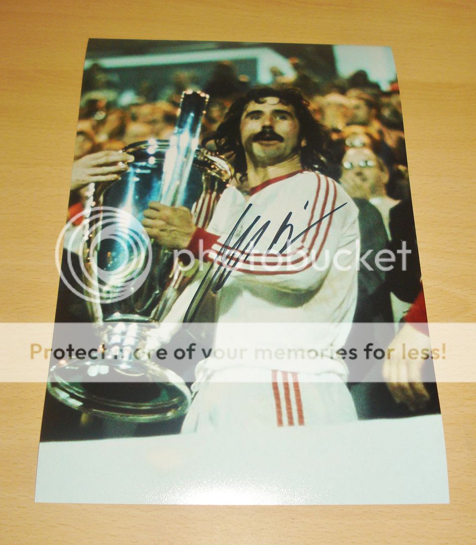 gerd muller genuine hand signed 12x8 autograph photo bayern